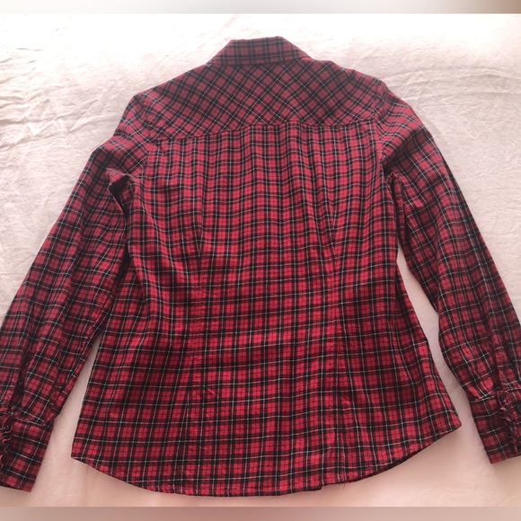 GH bass & Co. women’s plaid shirt - Picture 5 of 6